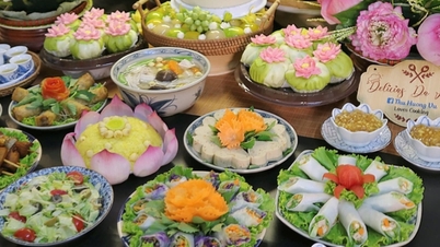 អ្នក​និយម​លេង​អ៊ីនធឺណិត​ចែក​រំលែក​តង្វាយ​ដ៏​ស្រស់​ស្អាត​សម្រាប់​ថ្ងៃ​ទី ៧ តាម​ច័ន្ទគតិ