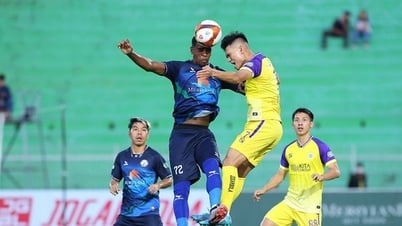 កំណត់​សំបុត្រ​រង​និង​ការ​ប្រកួត​ជម្រុះ