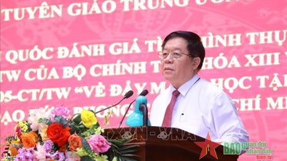 ចលនា​សិក្សា​និង​អនុវត្ត​តាម​មនោគមវិជ្ជា សីលធម៌ និង​រចនាបថ​របស់​ហូជីមិញ​បាន​សាយភាយ​យ៉ាង​ទូលំទូលាយ​ក្នុង​ជួរ​កងទ័ព។