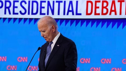 How could Biden be replaced by another Democratic candidate?