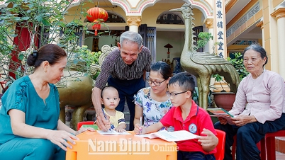 Quy định về xét tặng danh hiệu gia đình văn hóa, thôn, tổ dân phố văn hóa, xã, phường, thị trấn tiêu biểu