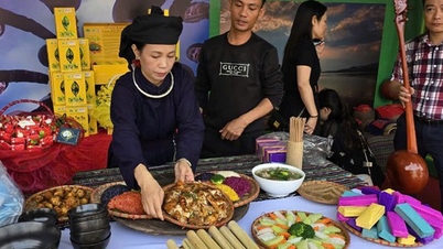 Các dân tộc Tày, Nùng, Thái thi trưng bày, chế biến và giới thiệu văn hoá ẩm thực truyền thống