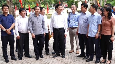 Inauguration of the classroom block 'Flood-proof school' in Ha Tinh