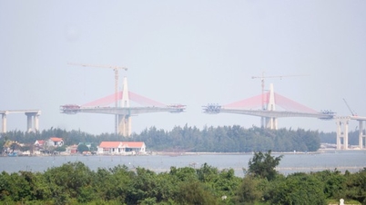 Chốt thời gian hợp long cầu dài 2,3km qua cửa biển ở TP Huế