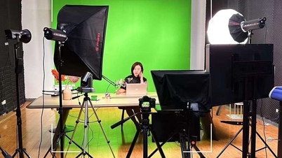 Môi giới bất động sản Trung Quốc livestream bán nhà trên mạng xã hội