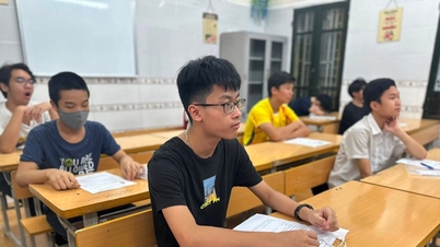 Bao giờ hết lo môn thi thứ ba?