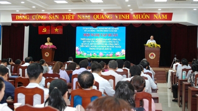 មន្ត្រី​ការងារ​ទីក្រុង HCM សិក្សា​ដើម្បី​កែលម្អ​វប្បធម៌​សេវា​សាធារណៈ