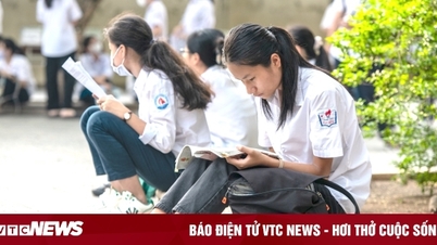 English exam for grade 10 increased difficult questions, Hanoi candidates determined to get better scores in Math