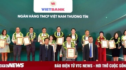 Vietbank tiếp tục lọt Top 50 doanh nghiệp tăng trưởng xuất sắc nhất Việt Nam