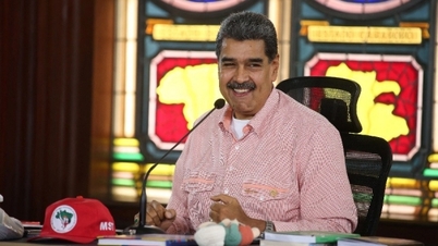 Tổng thống Venezuela Nicolas Maduro "thay máu" Nội các