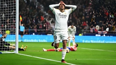 Real Madrid ធ្លាក់​ទៅ Atletico ក្រុម Barcelona ឡើង​ទៅ​វគ្គ​៨​ក្រុម​ចុងក្រោយ King's Cup