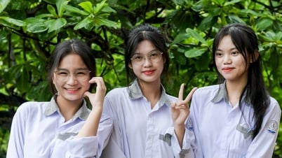 Dự báo thời tiết 28/6/2024: Hà Nội ngày nắng, TPHCM mưa giông vào chiều tối