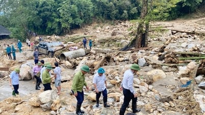 មនុស្សជាង 200 នាក់ស្វែងរកជនរងគ្រោះដែលបាត់ខ្លួនក្នុងទឹកជំនន់ភ្លាមៗ