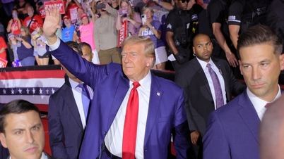 លោក Biden បញ្ជាឱ្យលោក Trump ទទួលបានការការពារជា "ប្រធានាធិបតីអង្គុយ"