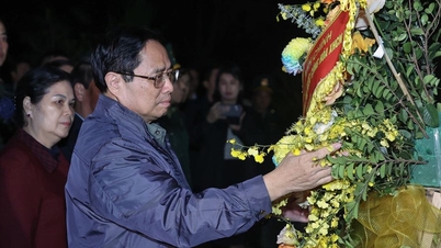 នាយករដ្ឋមន្ត្រី អុជធូប រំលឹកដល់វីរជន និងយុទ្ធជនពលីនៅ Lai Chau