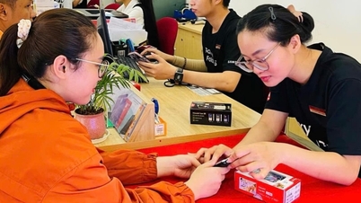 Tắt sóng 2G, vẫn thiếu hàng điện thoại phím bấm 4G