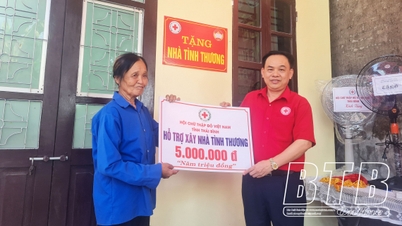City: Inauguration and handover of Red Cross houses to poor households