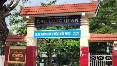 ពិន័យ​អតីត​នាយក​សាលា​ដែល​អនុញ្ញាត​ឱ្យ​សិស្ស​ប្រុស​រៀន​ចប់​ថ្នាក់ទី៩ តែ​គ្មាន​កំណត់ត្រា