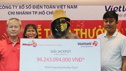 Trúng Vietlott hơn 96 tỷ, tài xế xe ôm mua nhà cho con cháu