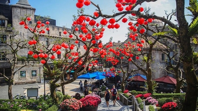 Sun World Ba Na Hills Spring Festival attracts tens of thousands of tourists