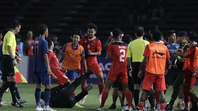 HLV U.22 Indonesia nói về những khoảnh khắc 'cực dị’ ở chung kết SEA Games 32