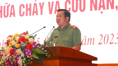 Thiếu tướng Đinh Văn Nơi yêu cầu cảnh sát PCCC cầu thị, không gây phiền hà DN
