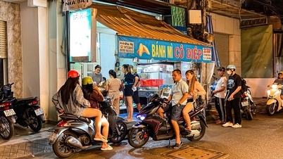 ថោកៗ បើកដល់កណ្តាលអធ្រាត្រ លក់បាន១៥០០ដុំក្នុងមួយថ្ងៃ
