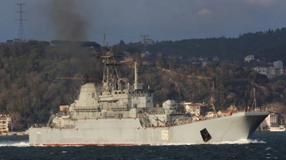 Ukraine claims to have attacked two Russian landing ships