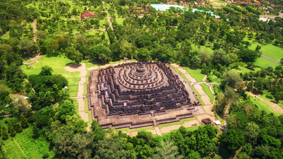 ឥណ្ឌូណេស៊ីនឹងរៀបចំរចនាសម្ព័ន្ធប្រាសាទ Borobudur ឡើងវិញ