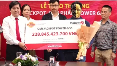 Người đàn ông ở TPHCM trúng độc đắc Vietlott gần 229 tỷ đồng