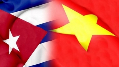 Điện mừng kỷ niệm 65 Quốc khánh nước Cộng hòa Cuba