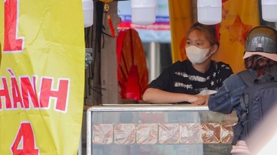 ចំណូល​៨​លាន​ក្នុង​១​ថ្ងៃ ឈ្មួញ​តូចតាច​នៅ​តែ​បារម្ភ​ថា​ត្រូវ​ហូប​នំ​ព្រះខែ​ជំនួស​បាយ