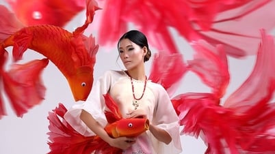 'Nàng thơ' Nguyễn Hợp 'độc, lạ' với thời trang Trung thu