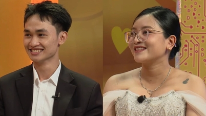 Cặp đôi yêu xa 2 năm chia tay 3 lần, 7 năm bên nhau hiếm khi tặng quà