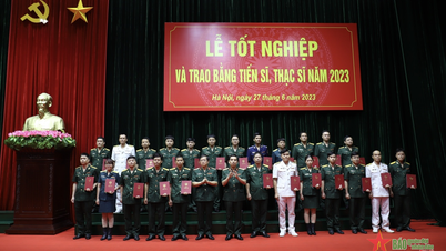 Học viện Kỹ thuật Quân sự tổ chức trao bằng thạc sĩ, tiến sĩ năm 2023