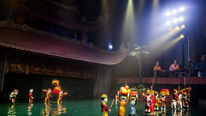 ព្រលឹងប្រជាប្រិយក្នុងរបាំទឹក៖ ពណ៌នៃអាយ៉ងទឹក។
