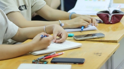 No class parent committee, no phone