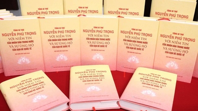Ra mắt sách Tổng Bí thư với niềm tin của nhân dân và ủng hộ của quốc tế