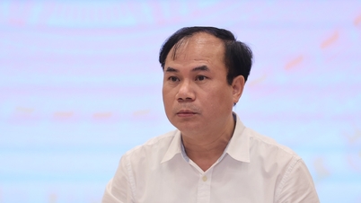 잘못된 사람들을 위해 사회주택을 구매하고 그것을 회수하기로 결심