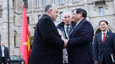 헝가리 총리 Pham Minh Chinh 공식 환영식