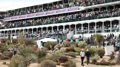 Phoenix Open 2024 ផ្ទុក​អ្នក​ទស្សនា​លើស​ទម្ងន់