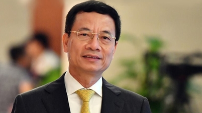Bộ trưởng Nguyễn Mạnh Hùng: 'Muốn học tốt thì hãy hỏi nhiều hơn'
