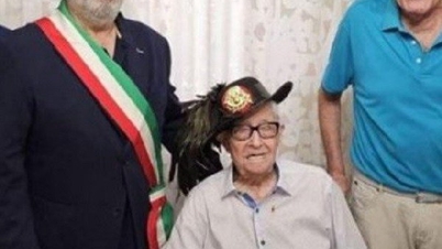 Italy's oldest man dies