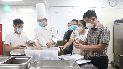 Hanoi checks food safety at L7 West Lake Hotel Hanoi By Lotte