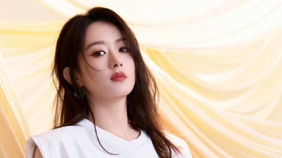 Triệu Lệ Dĩnh gây sốt với tủ đồ ngày hè khi lên cân trông thấy