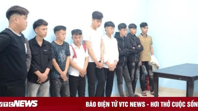 ក្មេង​ជំទង់​២០​នាក់​ត្រូវ​បាន​កាត់ទោស​ពី​បទ​កាន់​កាំបិត​ចាក់​ជ្រូក​និង​គ្រាប់បែក​សាំង​ដើម្បី​ប្រយុទ្ធ