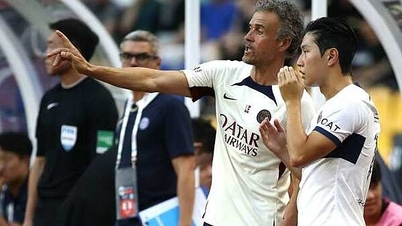 Coach Enrique may leave PSG after one month of work