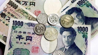 Inflation soars, people tighten spending