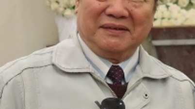 演劇研究と批評の第一人者が82歳で死去