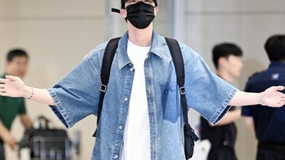 Học Jin (BTS) phối đồ Denim cá tính, năng động